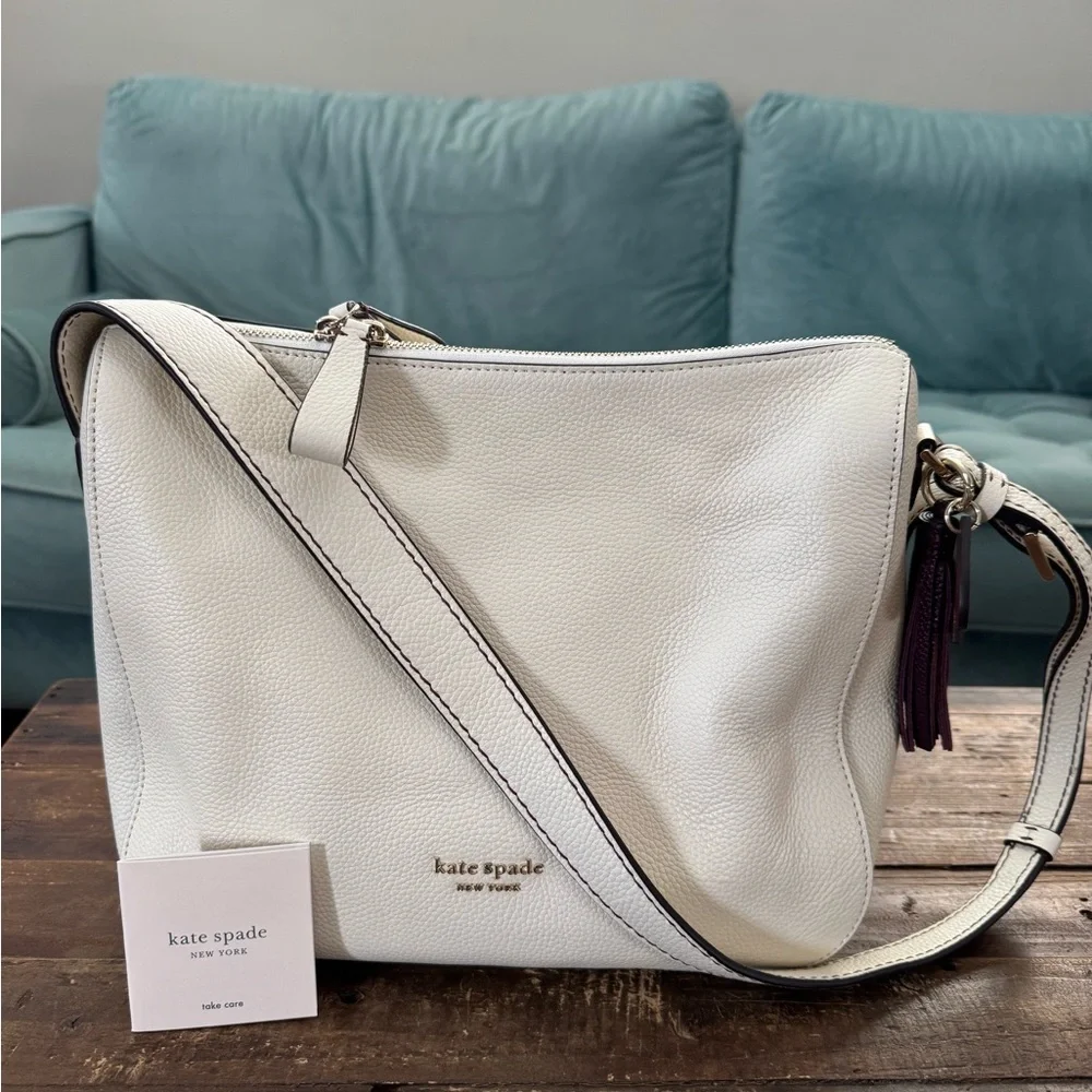 Kate Spade New York Anyday Medium Leather Shoulder Bag